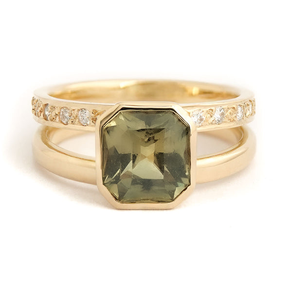 18ct gold double band ring with octagonal olive green sapphire and diamond set band