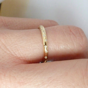 18ct gold and diamond ring - contemporary and unique handmade