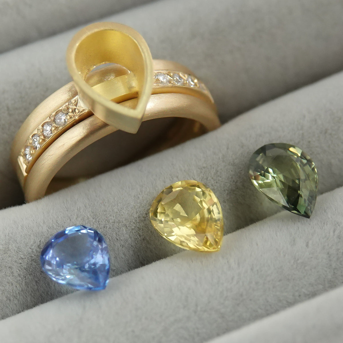 Contemporary modern bespoke unique and handmade 18ct Gold Rings Sue Lane