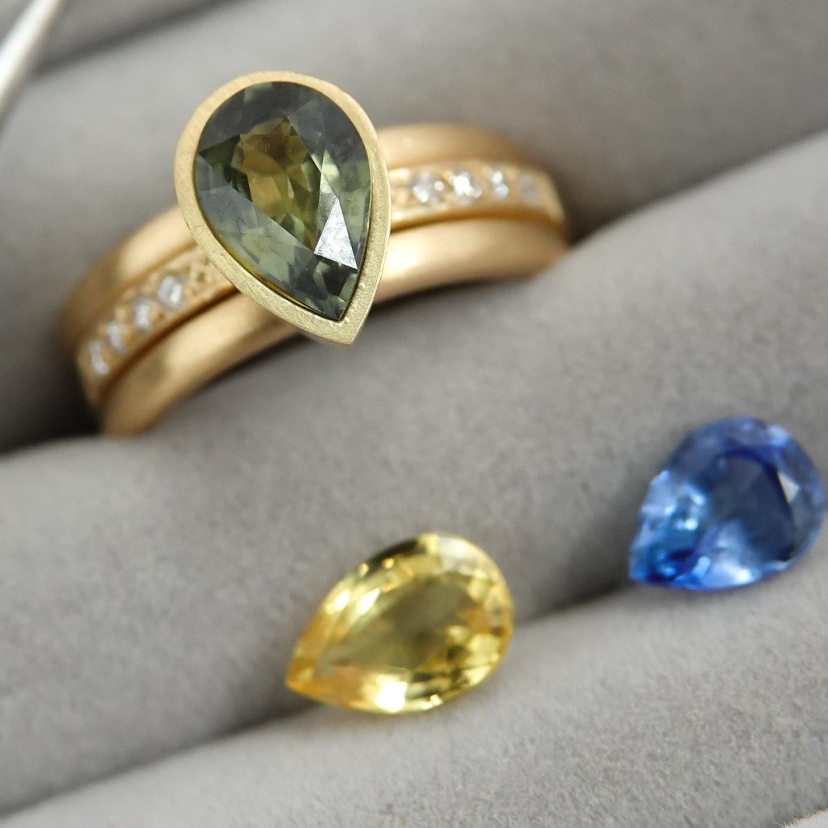 Bespoke 18ct gold ring - made to order with choice of sapphires and bands