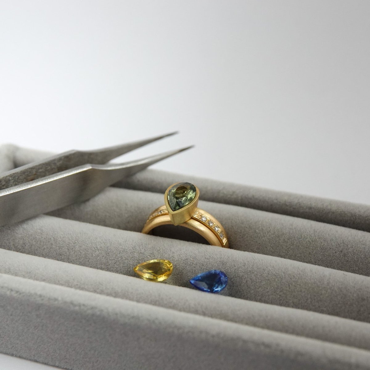 Bespoke 18ct gold ring - made to order with choice of sapphires and bands