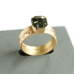 Bespoke contemporary handmade unique and beautiful green sapphire 18ct gold double band ring Sue Lane