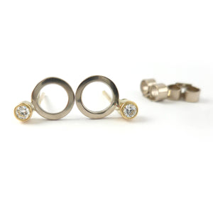 Contemporary bespoke white and yellow gold earrings, modern handmade by jeweller designer Sue Lane 