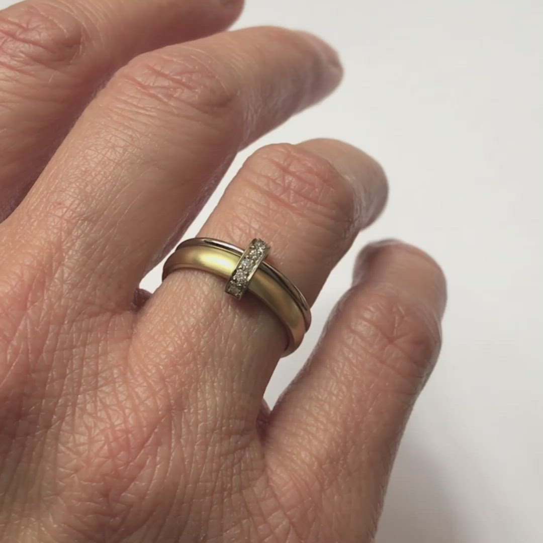 Contemporary, unique and modern two band wedding, bespoke engagement ring - Sue Lane.