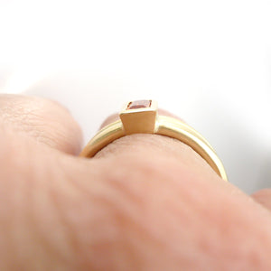 Contemporary 18ct gold ring with orange sapphire - handmade, designer, bespoke, custom Sue Lane.