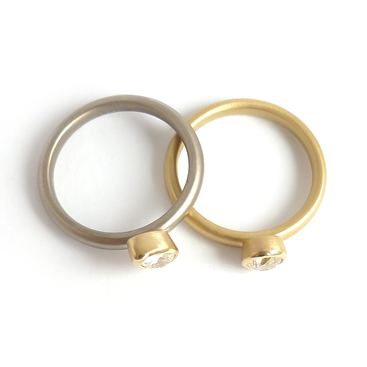 Contemporary 18ct gold and platinum engagement wedding ring, unique, bespoke and modern - handmade by Sue Lane.