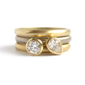 Contemporary 18ct gold and platinum engagement wedding ring, unique, bespoke and modern - handmade by Sue Lane.