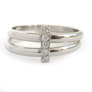 Multi band ring or interlocking ring, sometimes called double band ring too.