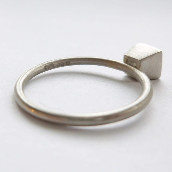 Platinum diamond ring in a contemporary, bespoke and modern design, handmade by Sue Lane Jewellery in the UK