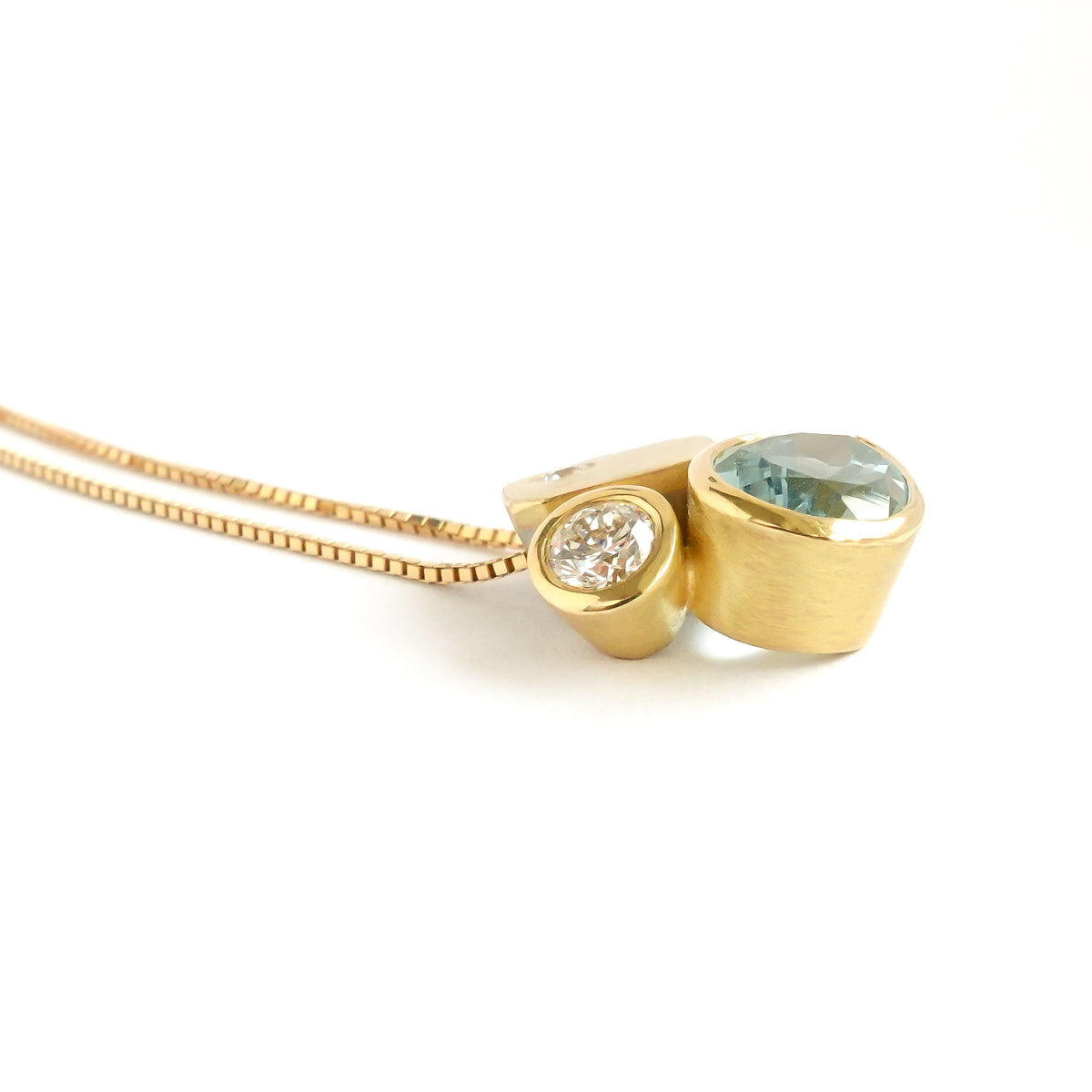Contemporary modern unique 18ct gold diamond necklace aquamarine handmade by sue lane