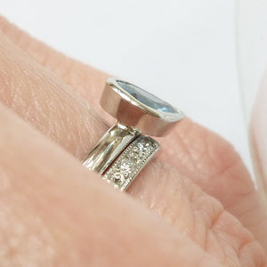 Contemporary modern unique platinum ring blue sapphire Sue Lane Hereford, Herefordshire.