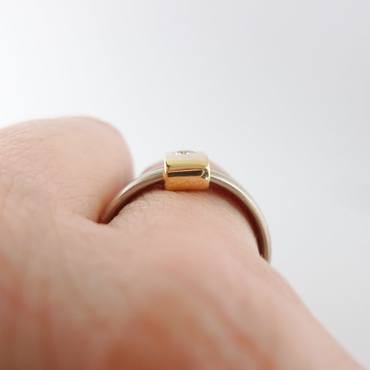 18ct Triple Band Gold Ring with Diamond