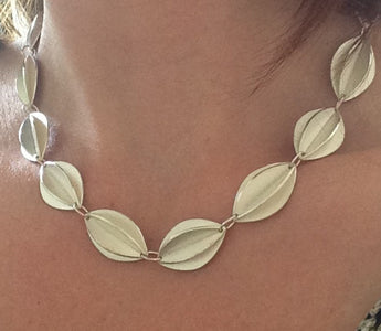 Silver Fold Necklace (fdsn12) - Sue Lane Contemporary Jewellery - 4