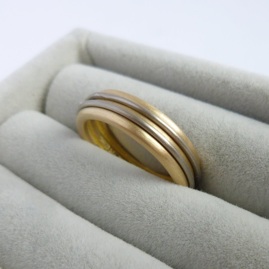 Sue Lane contemporary jewellery wedding ring 18ct yellow white gold uk