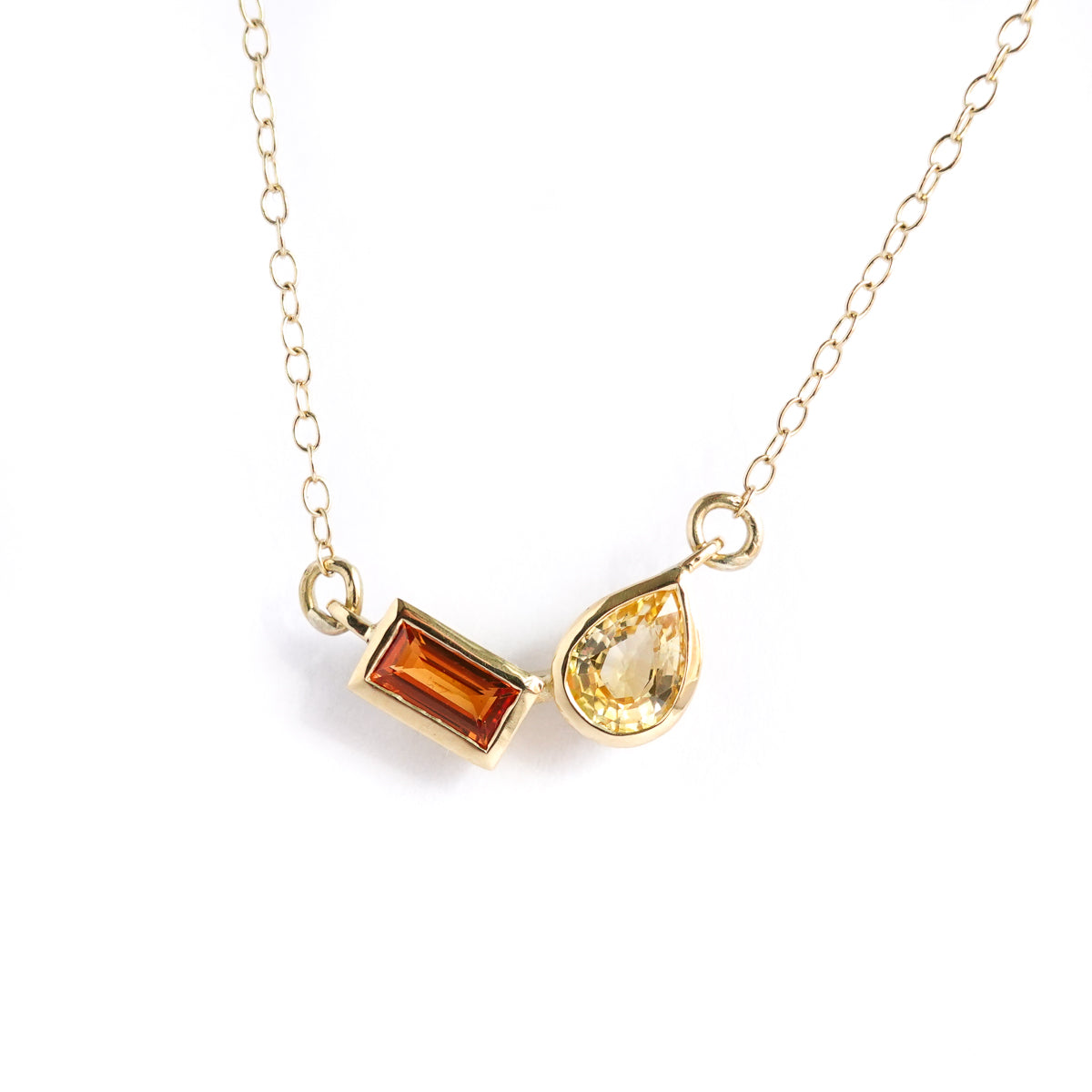 Stunning 18ct gold yellow and orange sapphire contemporary necklace